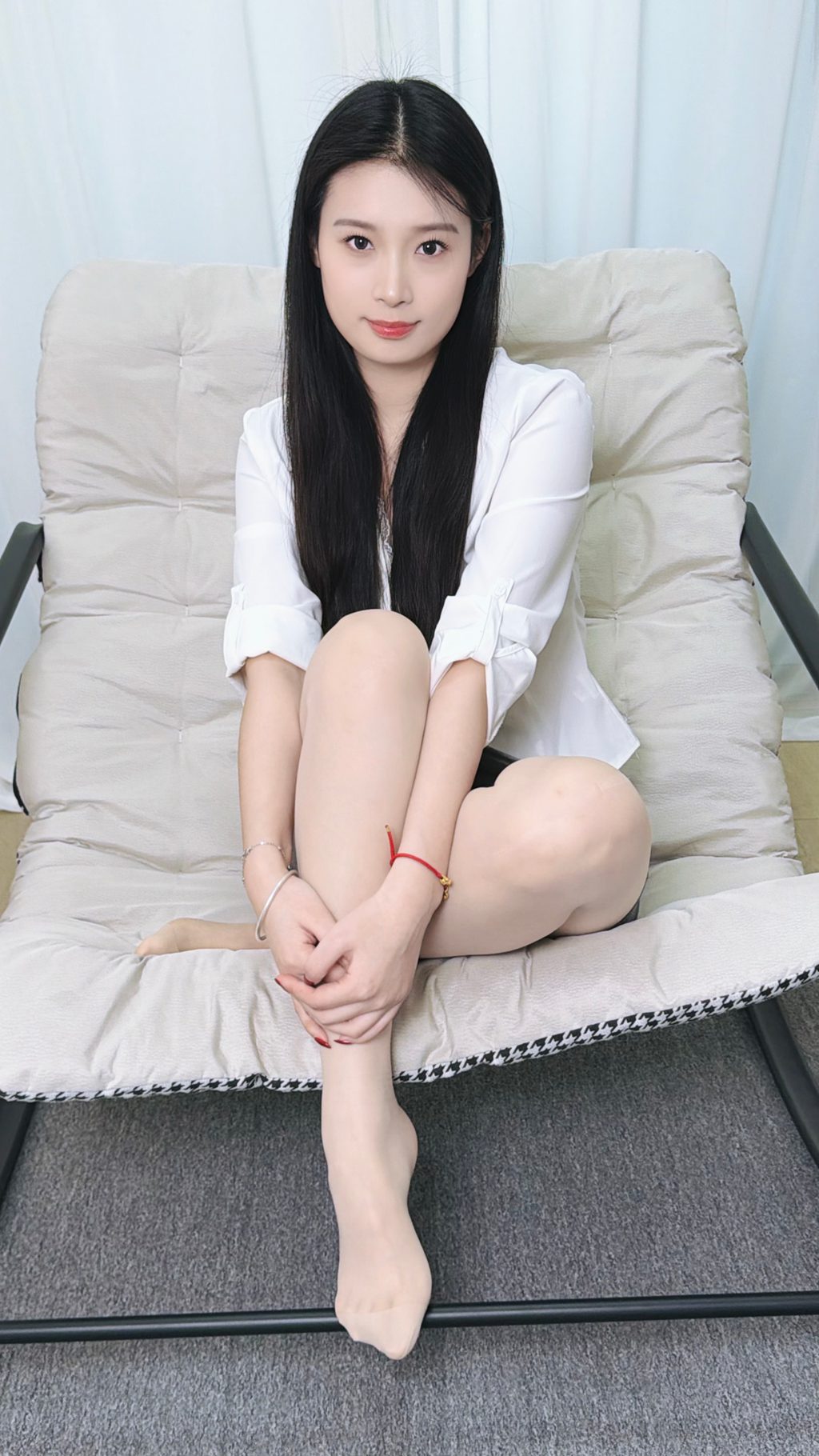 丝韵摄影 NO. 3364 布丁 白色高管衬衣 灰色包臀短裙 全腿肉色丝袜 白色高跟鞋[121P/1V2.46GB] 丝韵摄影-第4张