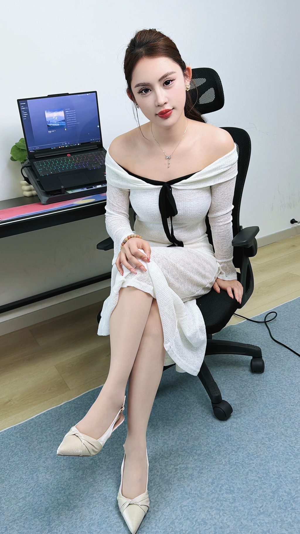 丝韵摄影 NO.3404 小意 纯欲风白色一字肩长袖连衣裙 [123P/1V/2.4GB] 丝韵摄影-第2张