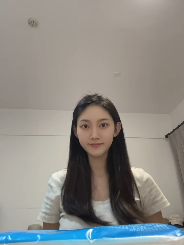 脚模面试脸足同框套路系列-第三季 067号素人[13P/2V/6MB] 年费专享-第1张