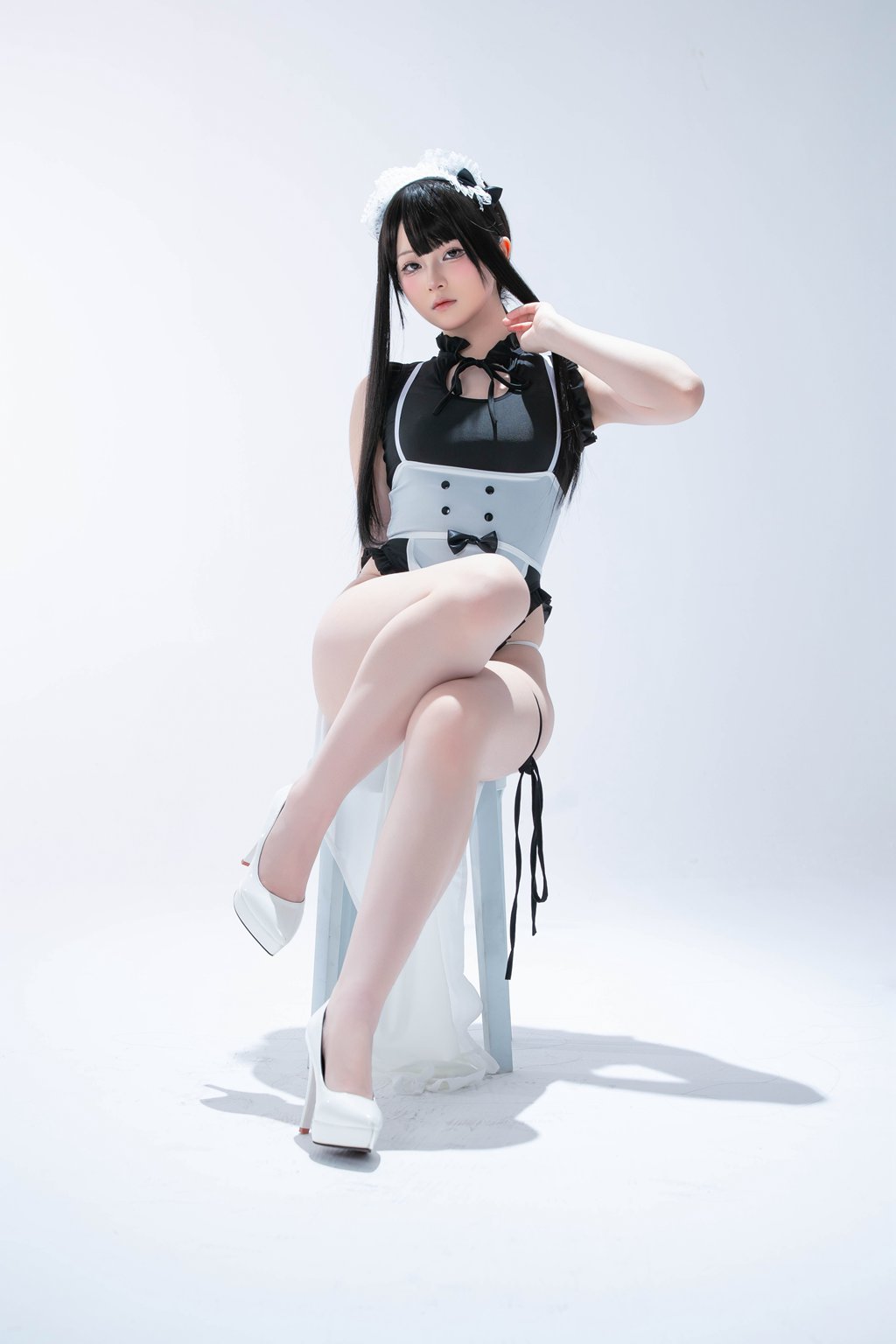 人气Coser@屿鱼 拉伸教学 [48P/174MB] 网红写真-第2张