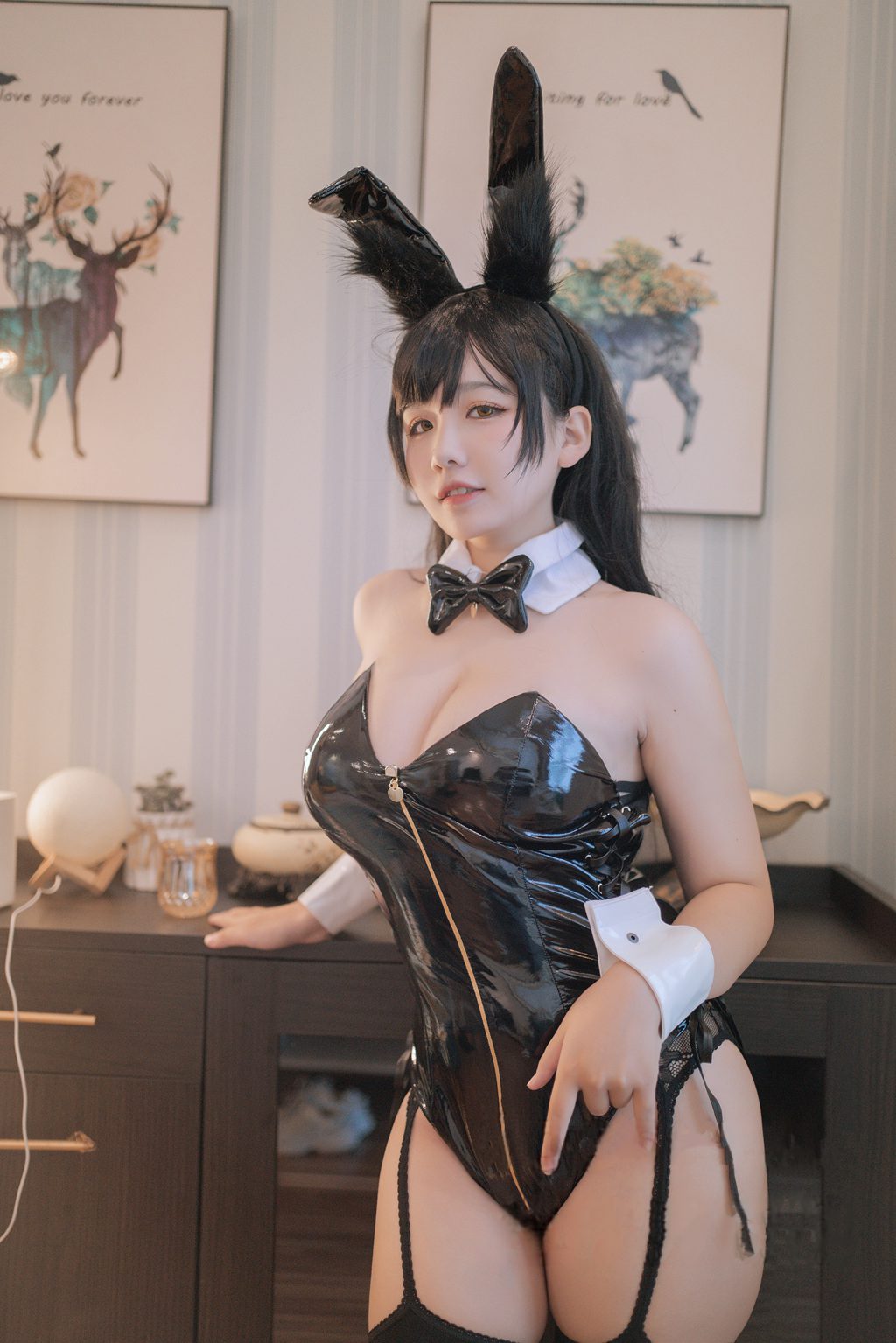 人气Coser@阿半今天很开心 碧蓝航线 爱宕 [27P/249MB] 网红写真-第1张