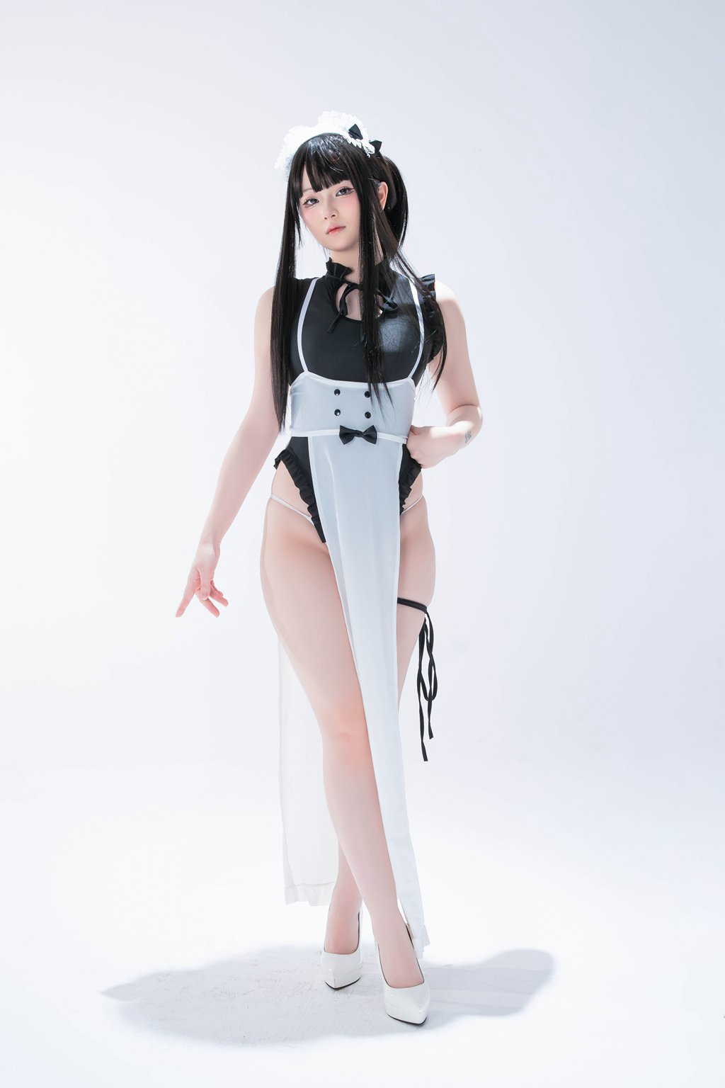 人气Coser@屿鱼 拉伸教学 [48P/174MB] 网红写真-第3张