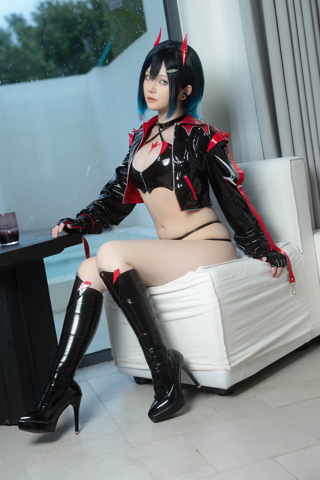 人气Coser@屿鱼 碧蓝航线 胡滕赛车 [41P/198MB] 网红写真-第2张