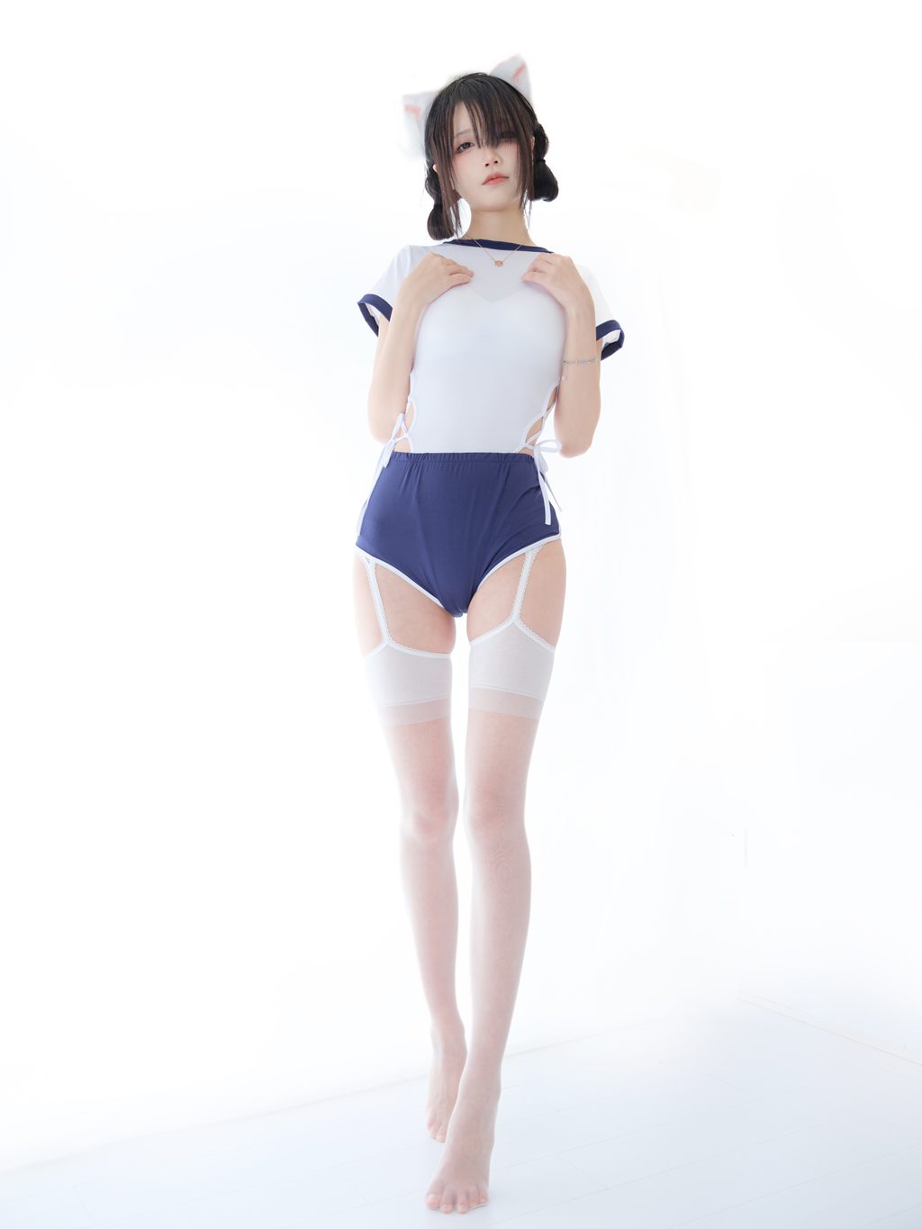 微博红人Coser@五更百鬼 舰长 体操服 猫耳 [25P/78MB] 网红写真-第2张