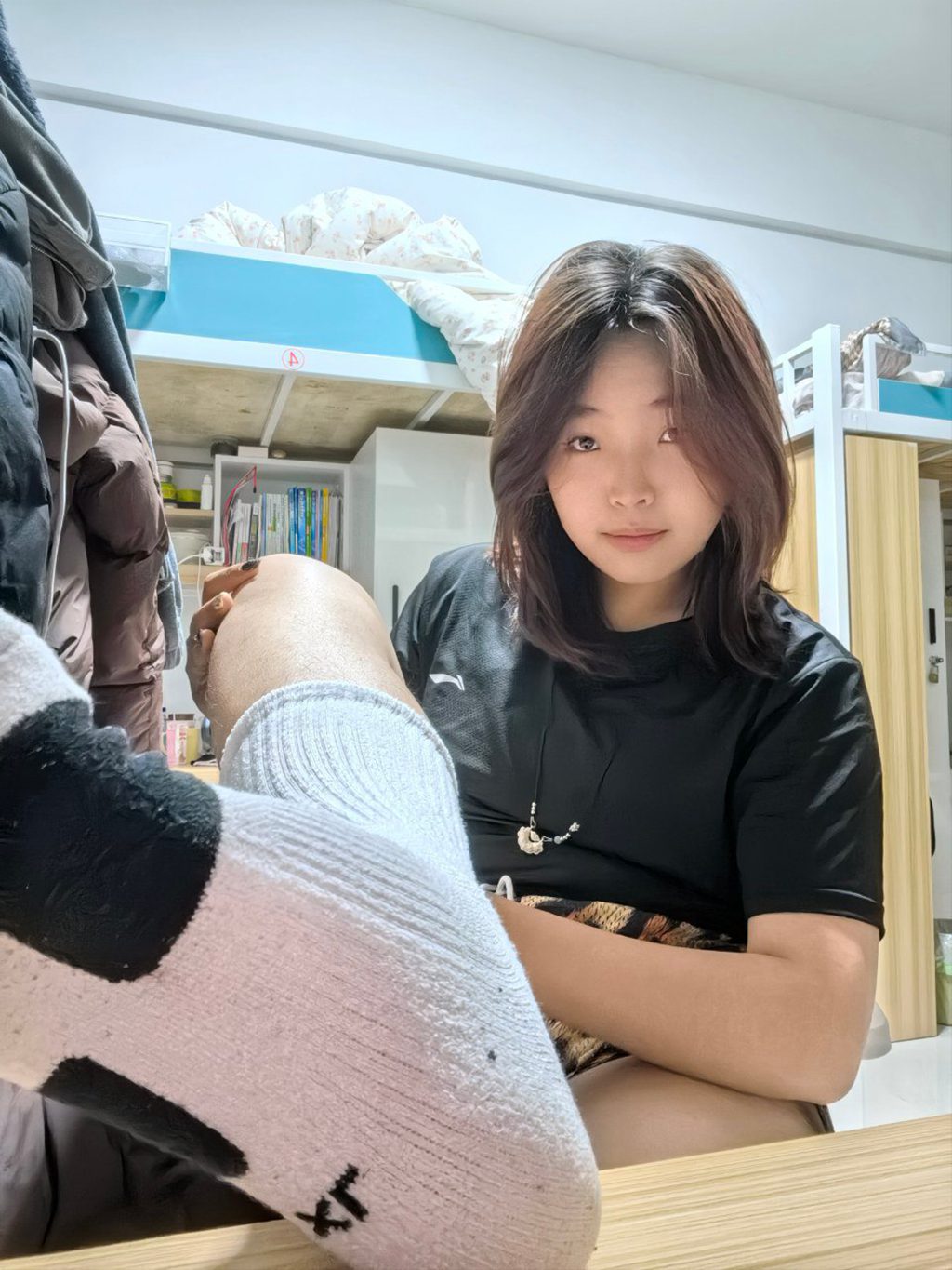 脚模面试脸足同框套路系列-第三季 023号素人[33P/4V/1.39GB] 年费专享-第1张