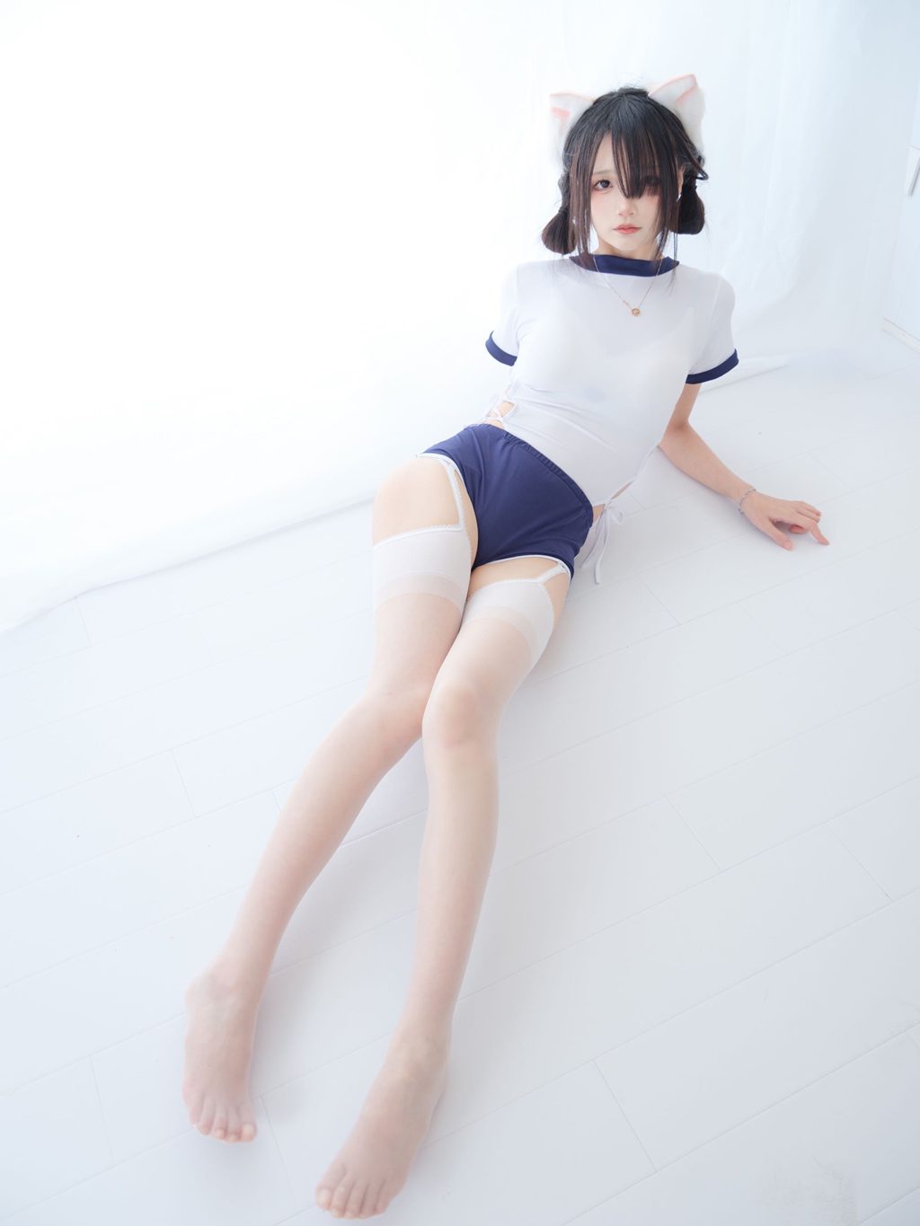微博红人Coser@五更百鬼 舰长 体操服 猫耳 [25P/78MB] 网红写真-第3张