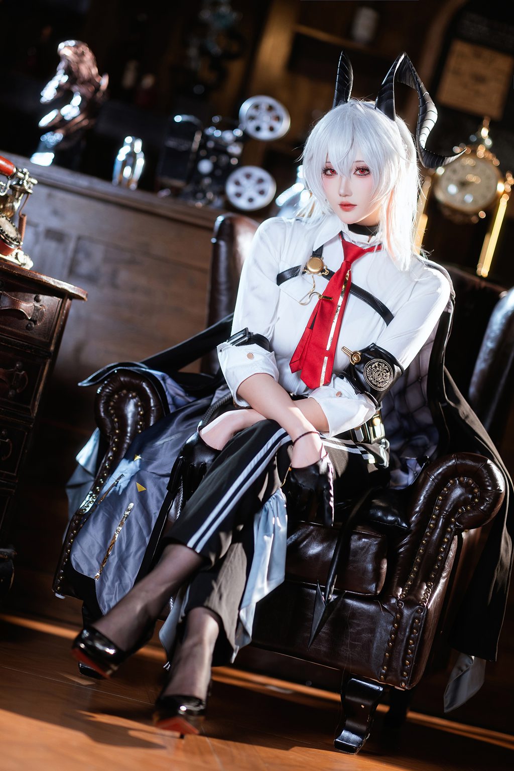 动漫Coser@瓜希酱 鸣潮 赞妮 [20P/53MB] 网红写真-第1张