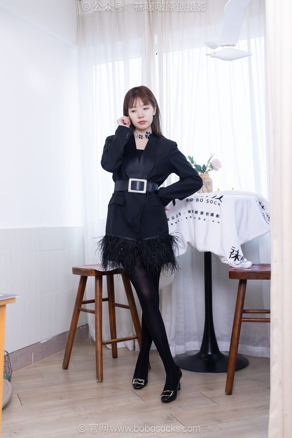 [BoBoSocks袜啵啵] NO.731 小甜豆-高跟鞋、厚黑丝马油袜 [159P/1V/5.83GB] 年费专享-第2张