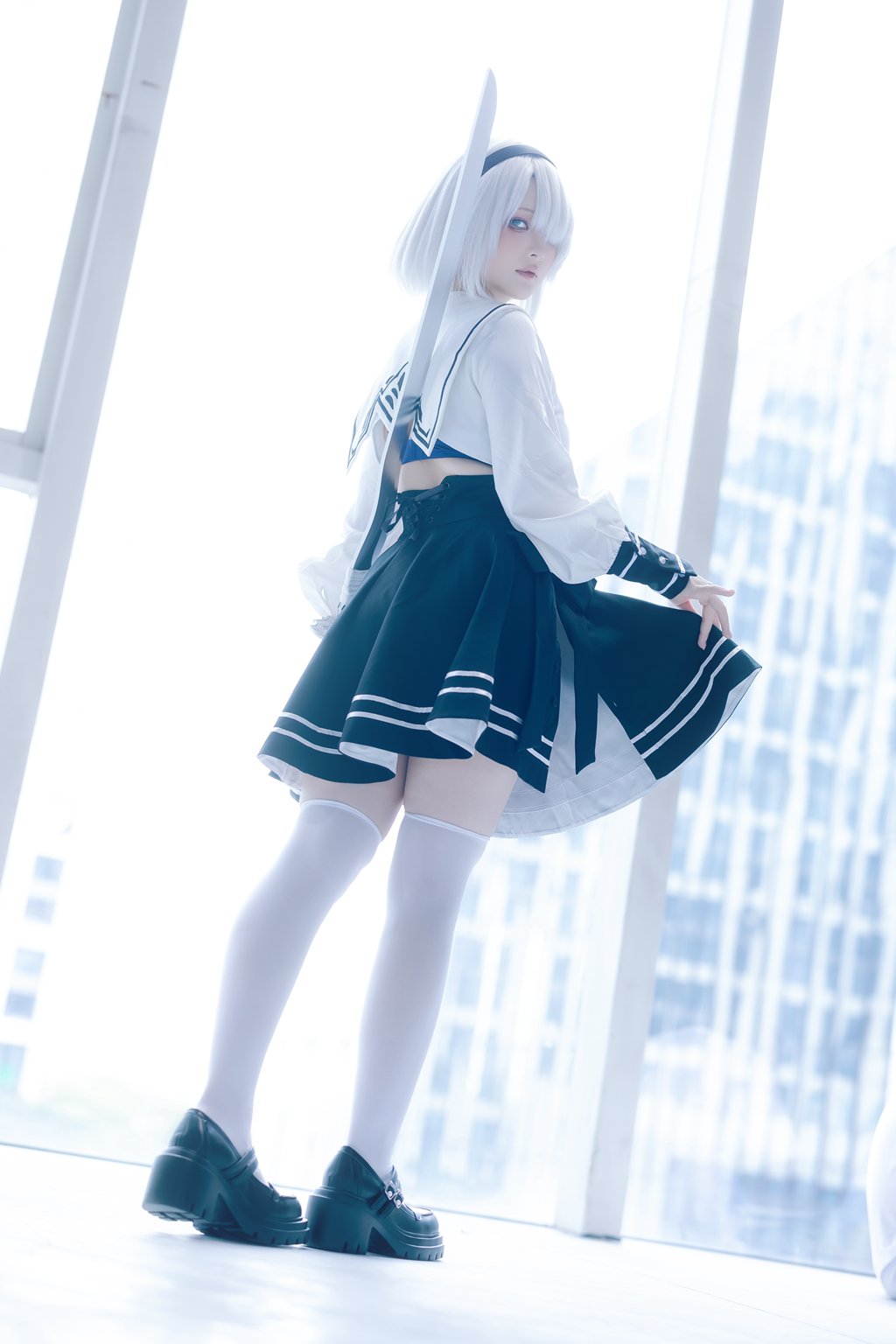 人气Coser@屿鱼 2B萤火虫场照 [16P/96MB] 网红写真-第4张