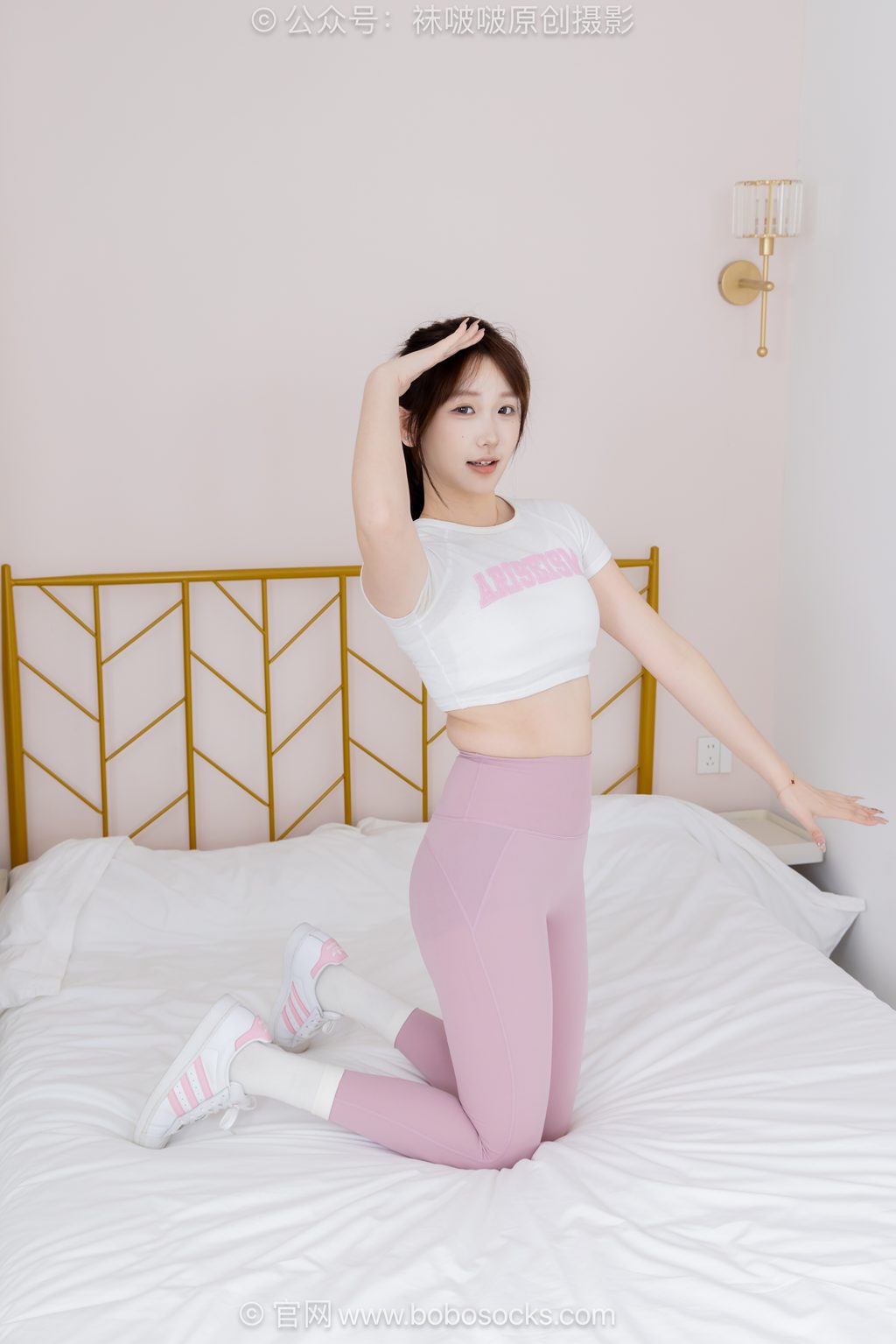 [BoBoSocks袜啵啵] NO.730 香菜-板鞋、纯白棉袜 [184P/1V/6.85GB] 年费专享-第3张