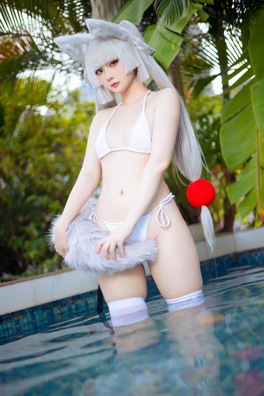 人气Coser@屿鱼 兽耳白毛狐狸 [19P/36MB] 网红写真-第1张