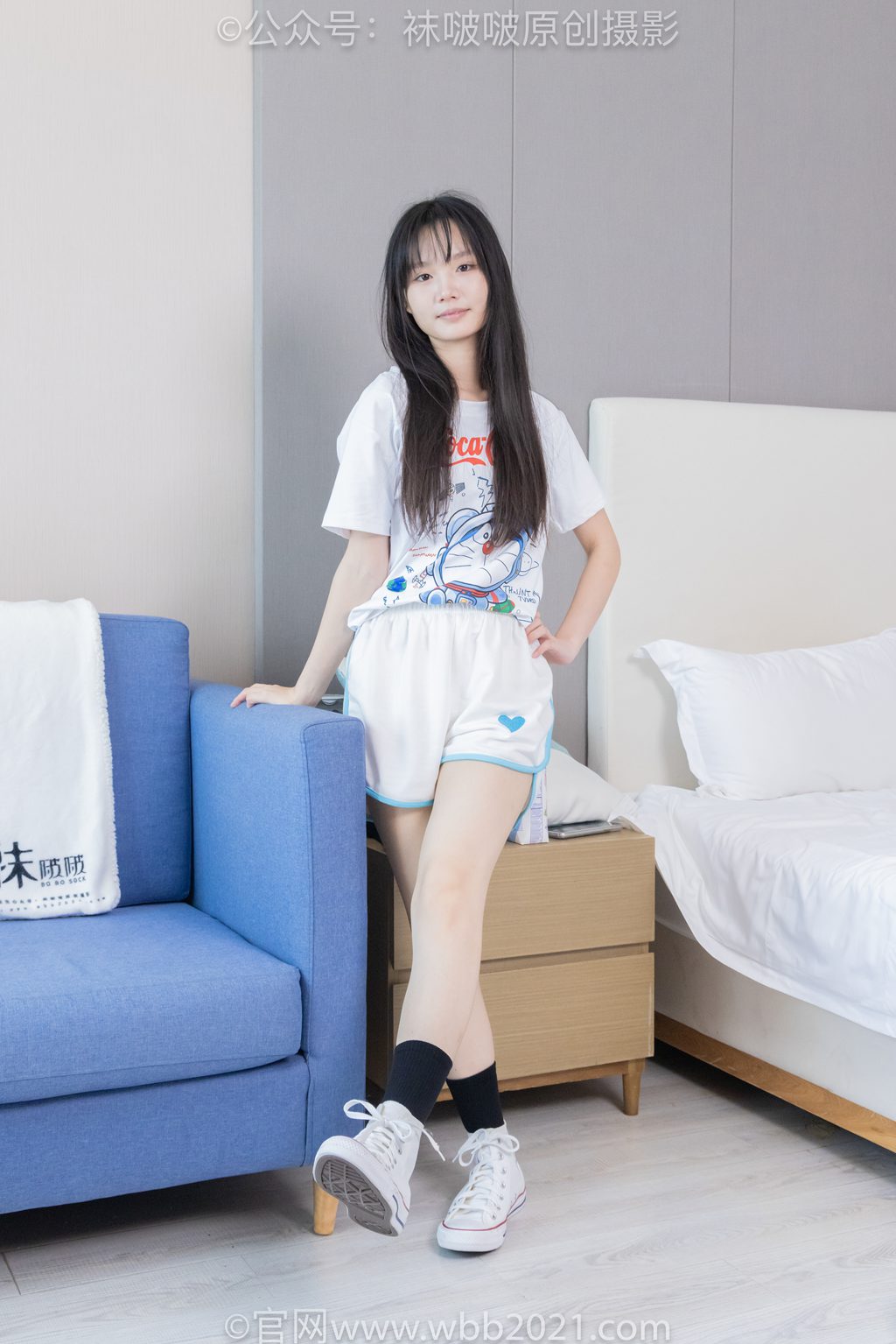 [BoBoSocks袜啵啵] 积分限定作品 NO.046 甜甜圈-匡威帆布鞋、板鞋、白棉袜、黑棉袜 [164P/1V/7.81GB]] 年费专享-第3张