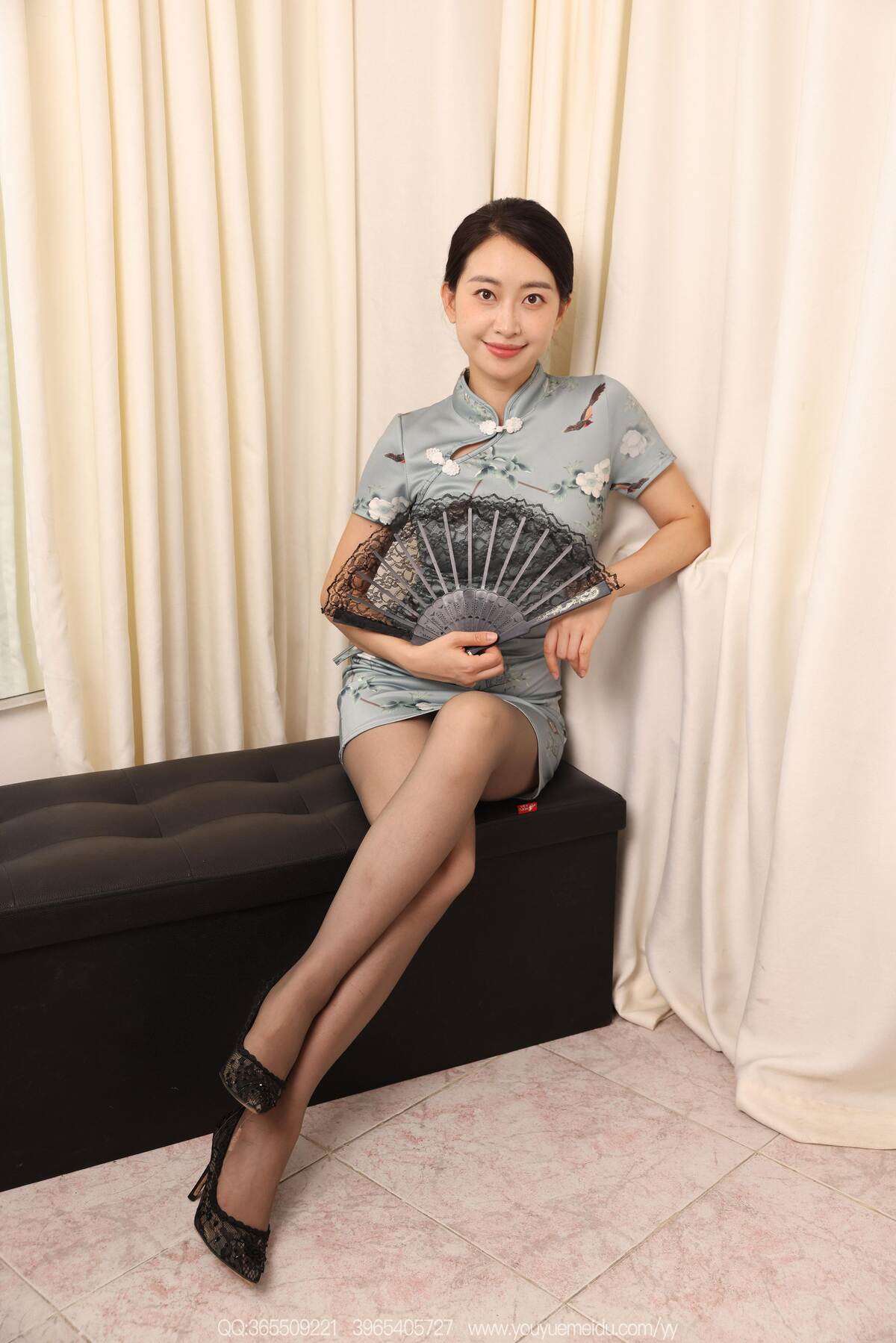 [IESS异思趣向] 2026.07.22 丝享家 2422 小婕《黑丝旗袍》[88P/76MB] IESS异思趣向-第1张