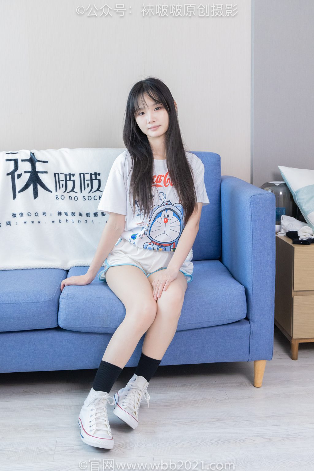 [BoBoSocks袜啵啵] 积分限定作品 NO.046 甜甜圈-匡威帆布鞋、板鞋、白棉袜、黑棉袜 [164P/1V/7.81GB]] 年费专享-第4张