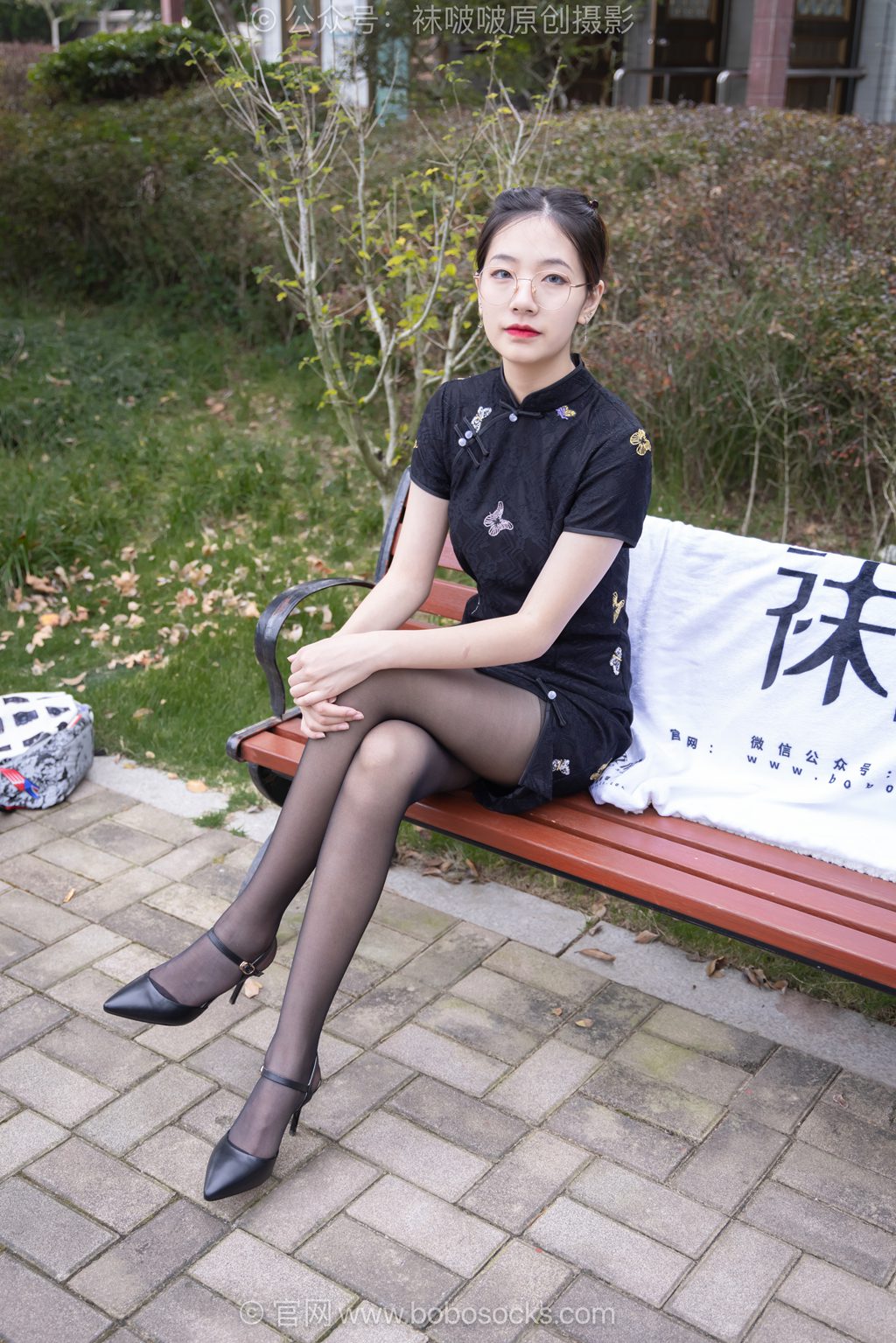 [BoBoSocks袜啵啵] NO.747 小甜豆-高跟鞋、薄黑丝、旗袍 [135P/1V/5.65GB] 年费专享-第1张