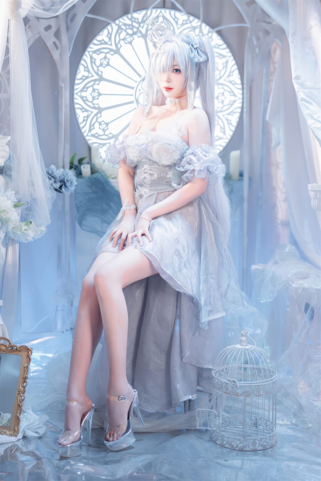 颜值博主@轩萧学姐 Nikke胜利女神 灰姑娘·水晶公主[40P-309M] 网红写真-第2张