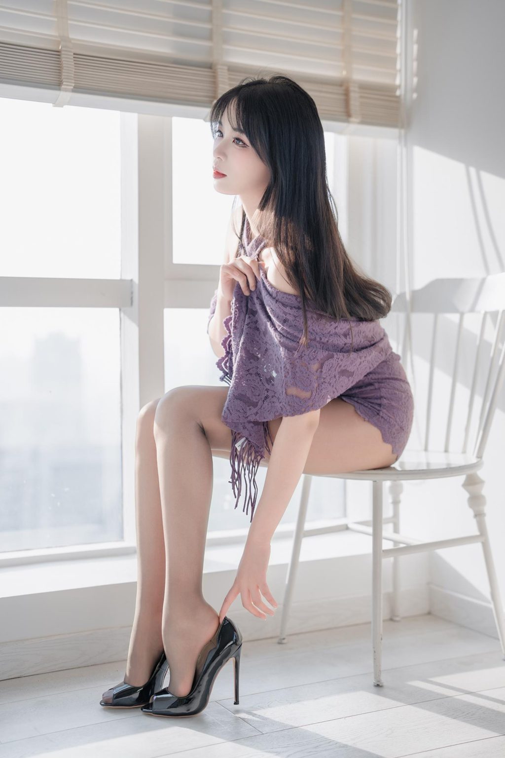 颜值博主@轩萧学姐 紫色旗袍 [140P/1.84G] 网红写真-第4张