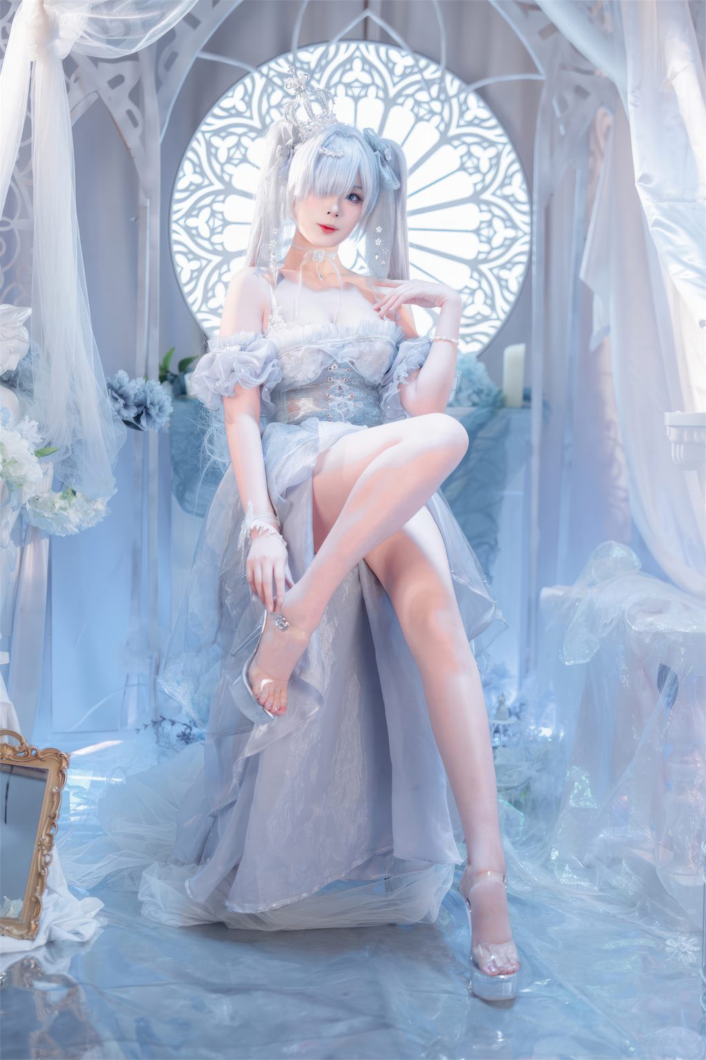 颜值博主@轩萧学姐 Nikke胜利女神 灰姑娘·水晶公主[40P-309M] 网红写真-第3张