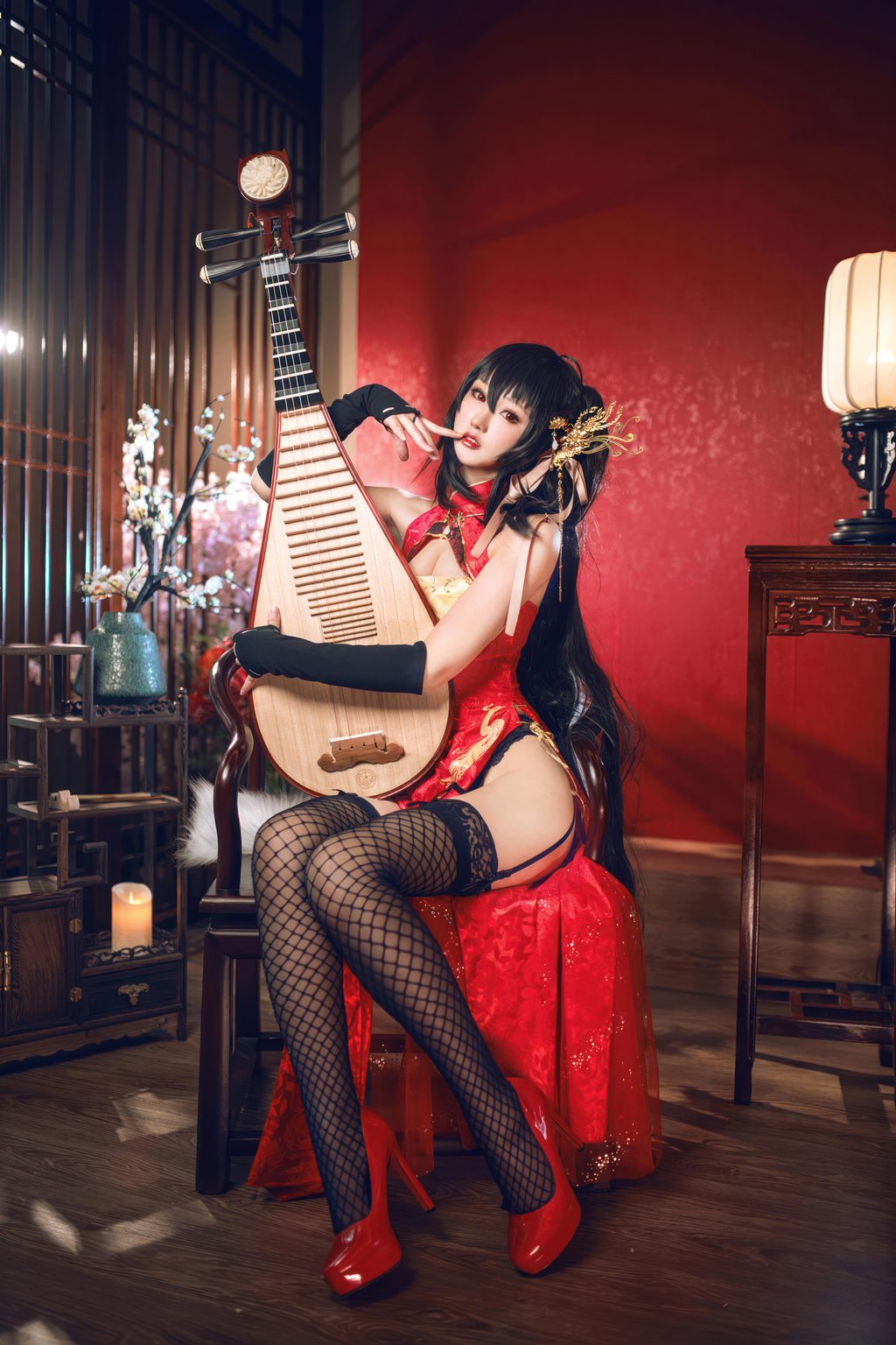 颜值博主@羽生三未 碧蓝航线 大凤旗袍 [21P/215MB] 网红写真-第4张