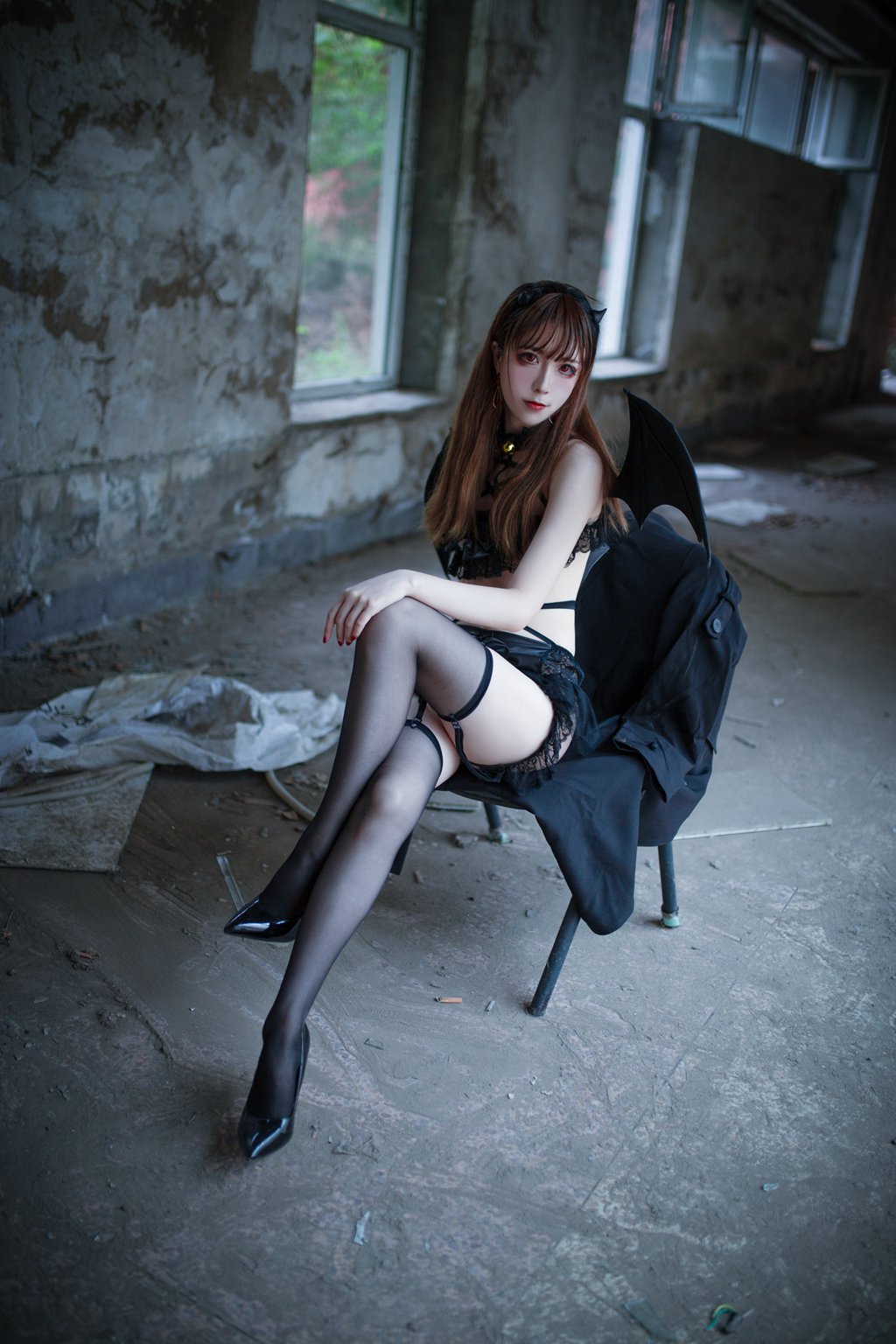 网红Coser@翎柒菜菜 –恶魔[24P-189.56MB] 网红写真-第1张