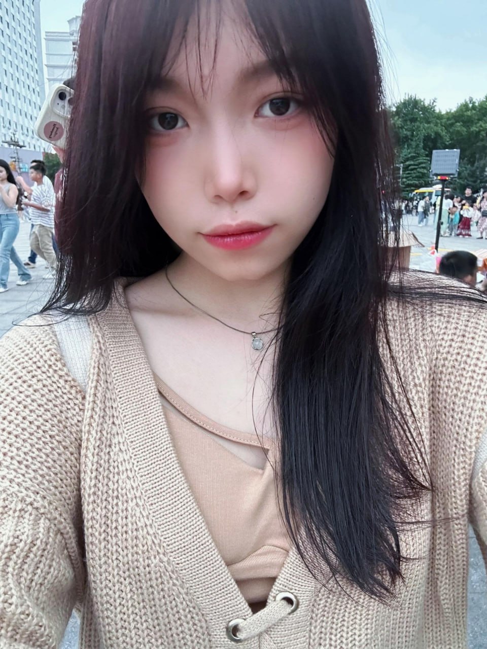 桃子足拍@NO.014-【纯欲清纯大学妹】刚开始还不好意思，在舍友们还在的情况下自己床上把帘子拉上偷偷的给我全方面展示玉足！[1P/5V/43MB] 年费专享-第1张