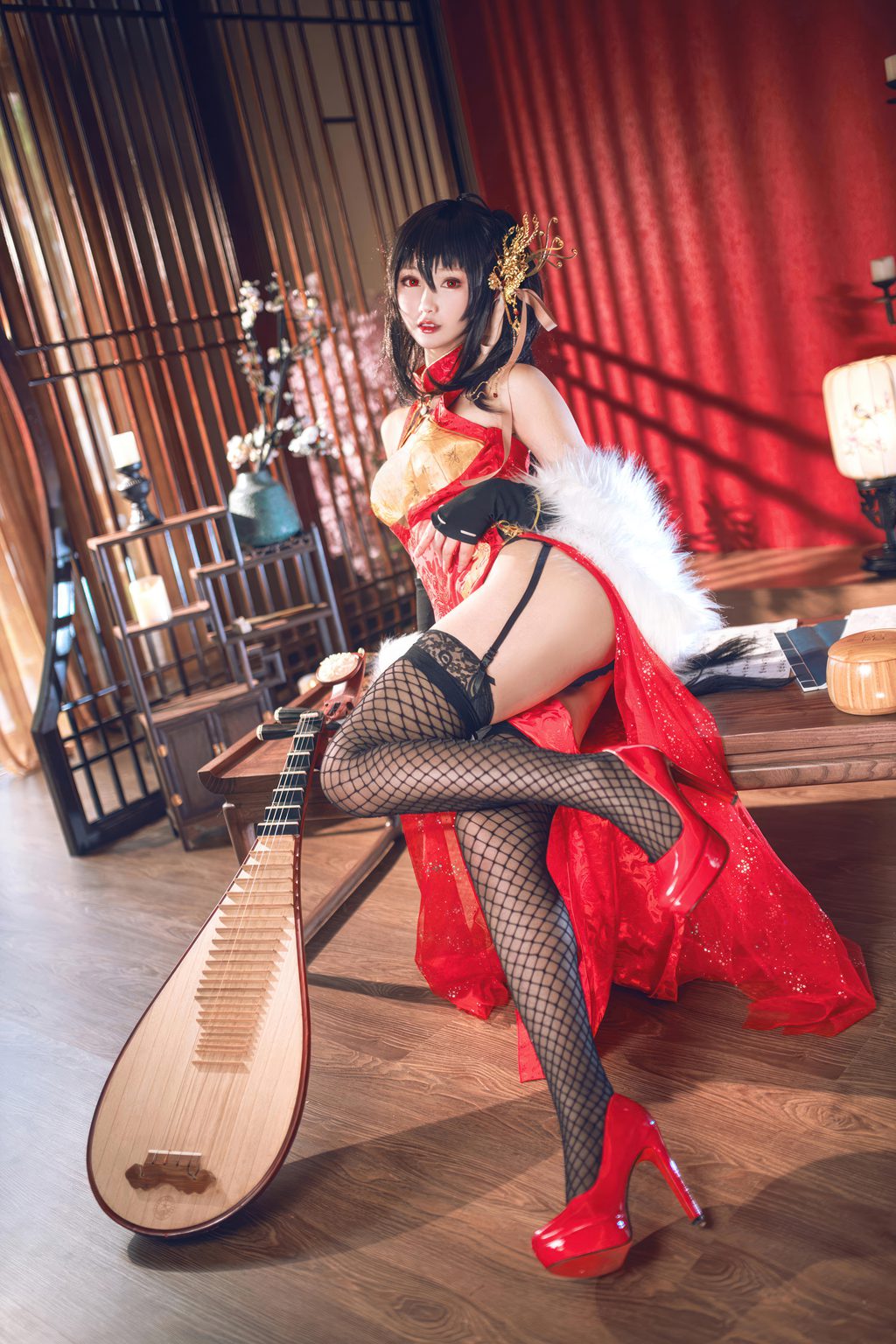 颜值博主@羽生三未 碧蓝航线 大凤旗袍 [21P/215MB] 网红写真-第2张